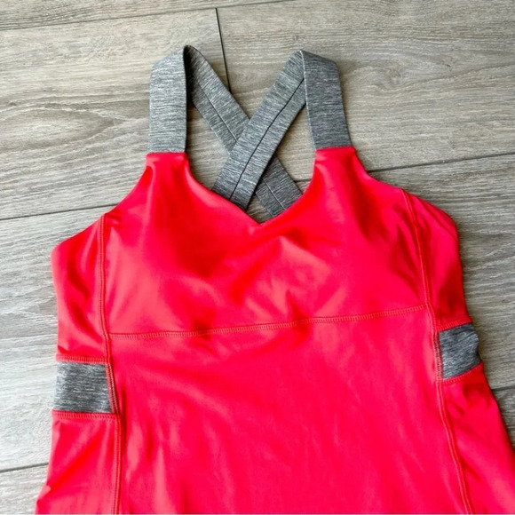 Lululemon Push  Your Limits Poncho Coral - Picture 5 of 13